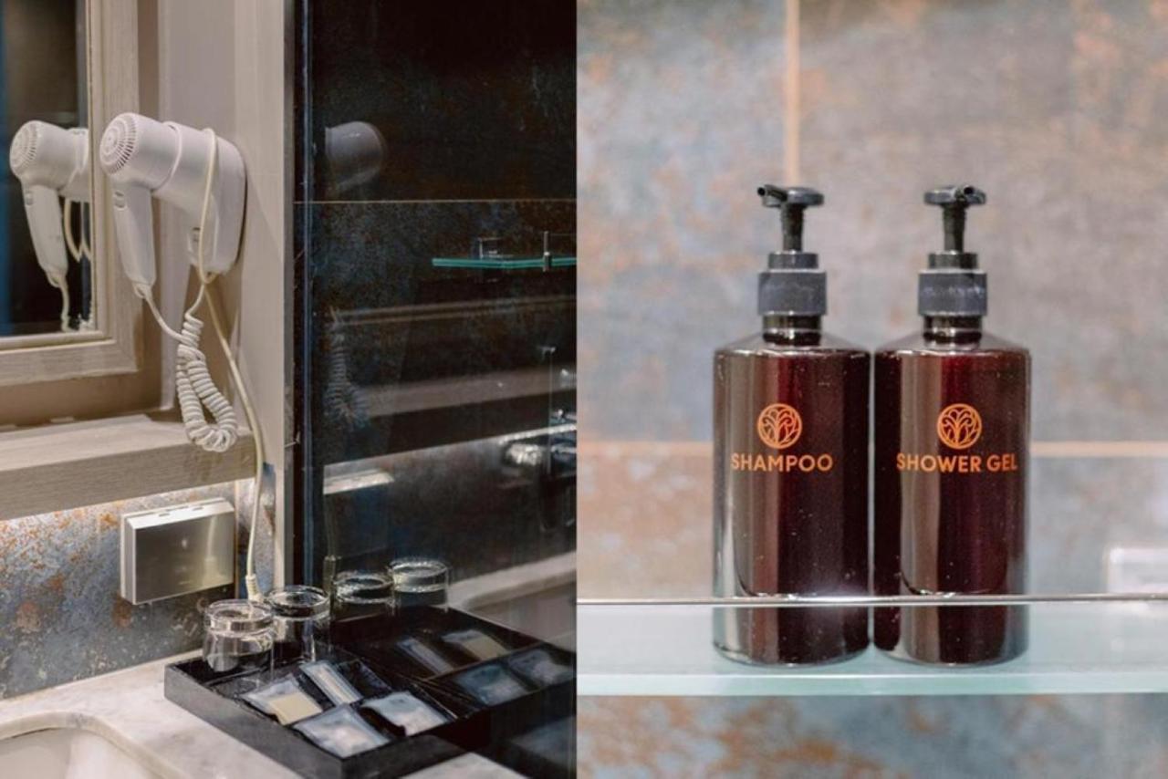 Hotel Tide Phuket Beach front - SHA Plus Exterior foto Shower gel