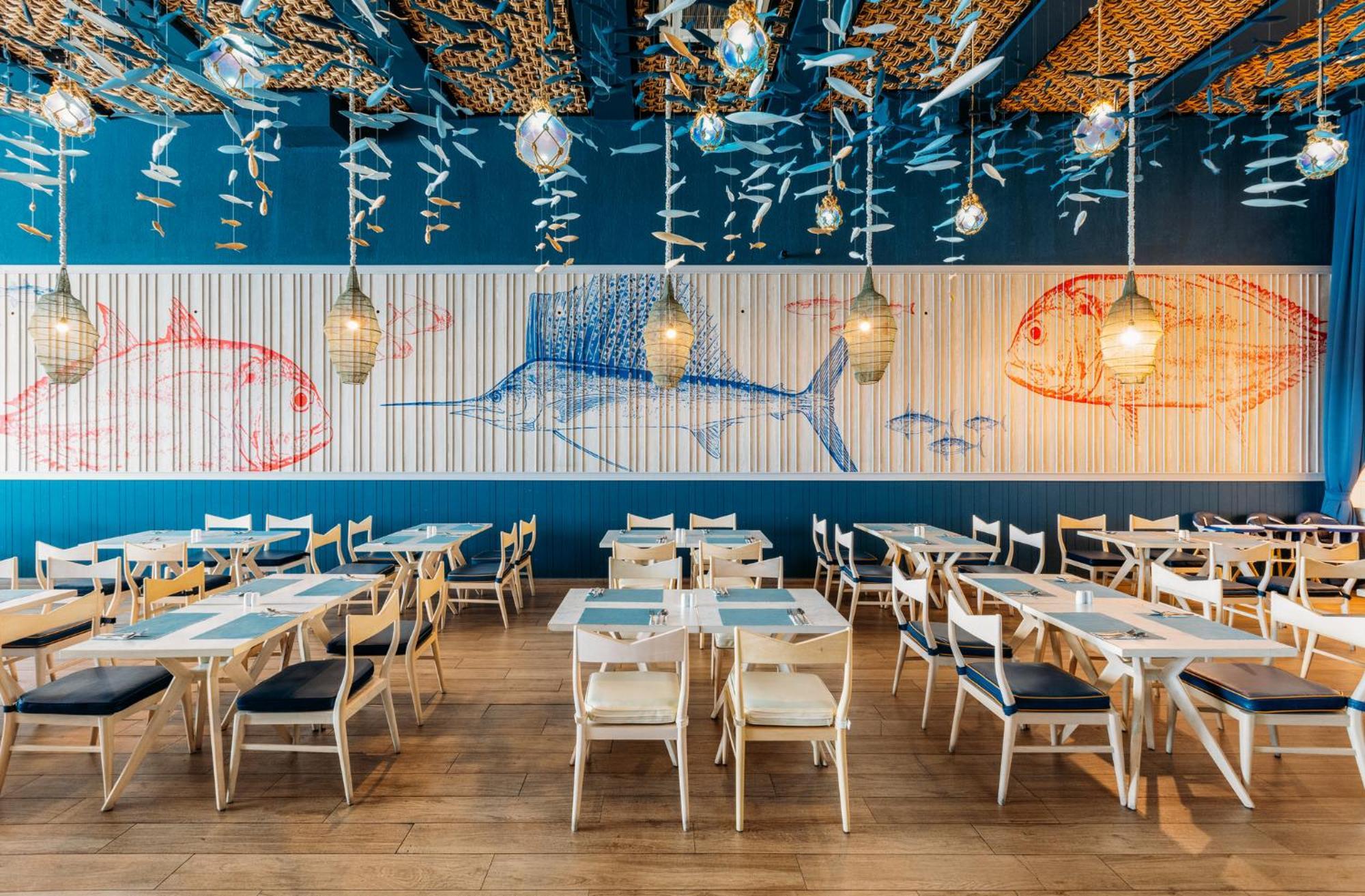 Hotel Tide Phuket Beach front - SHA Plus Exterior foto Restaurant in the resort