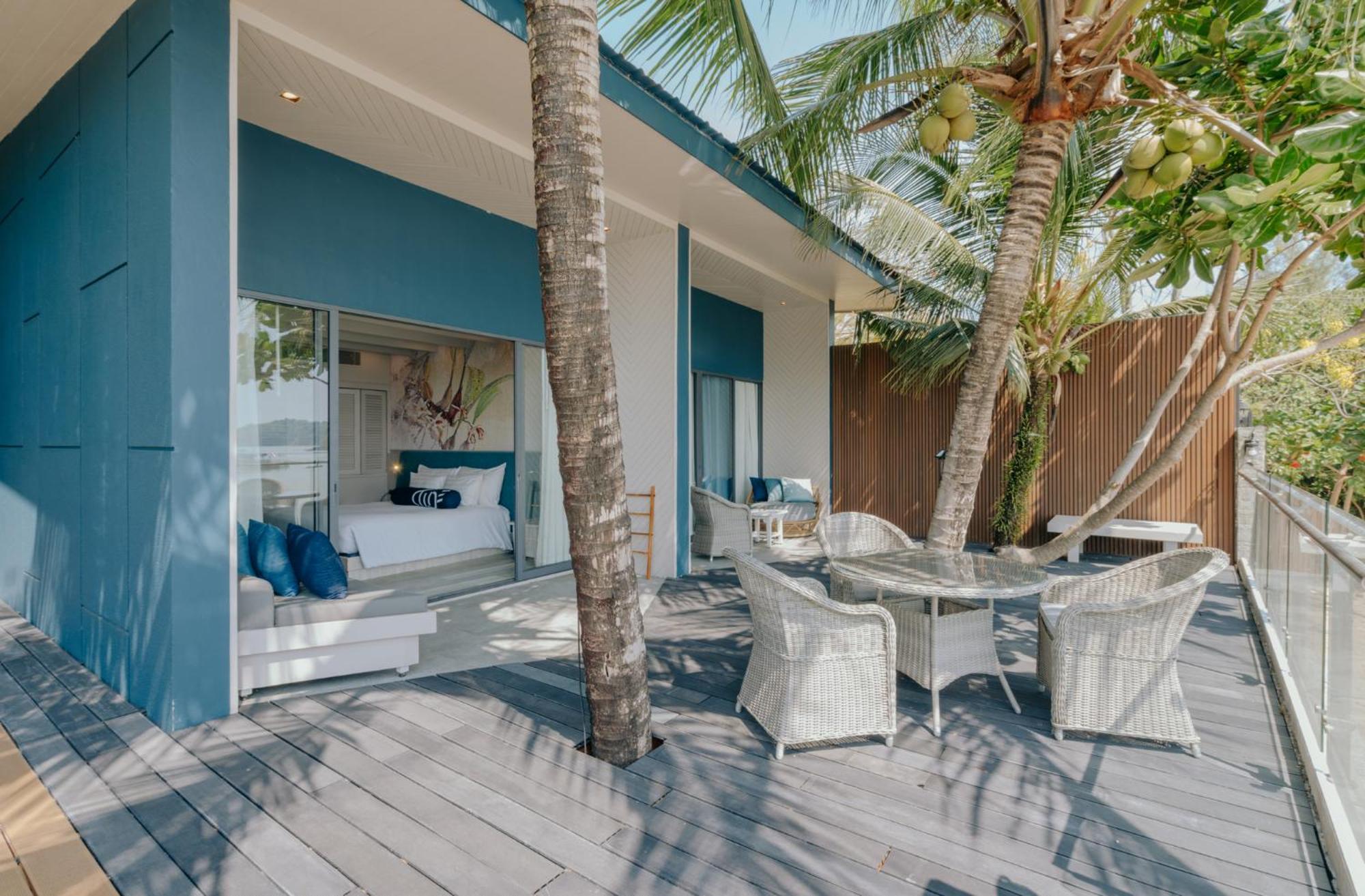 Hotel Tide Phuket Beach front - SHA Plus Exterior foto The Beach Club